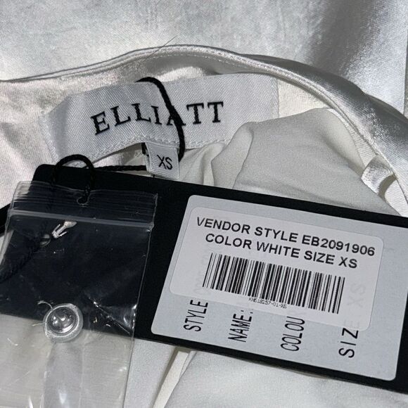 NWT ELLIATT Aisle Dress Satin White Maxi XS - Picture 15 of 16